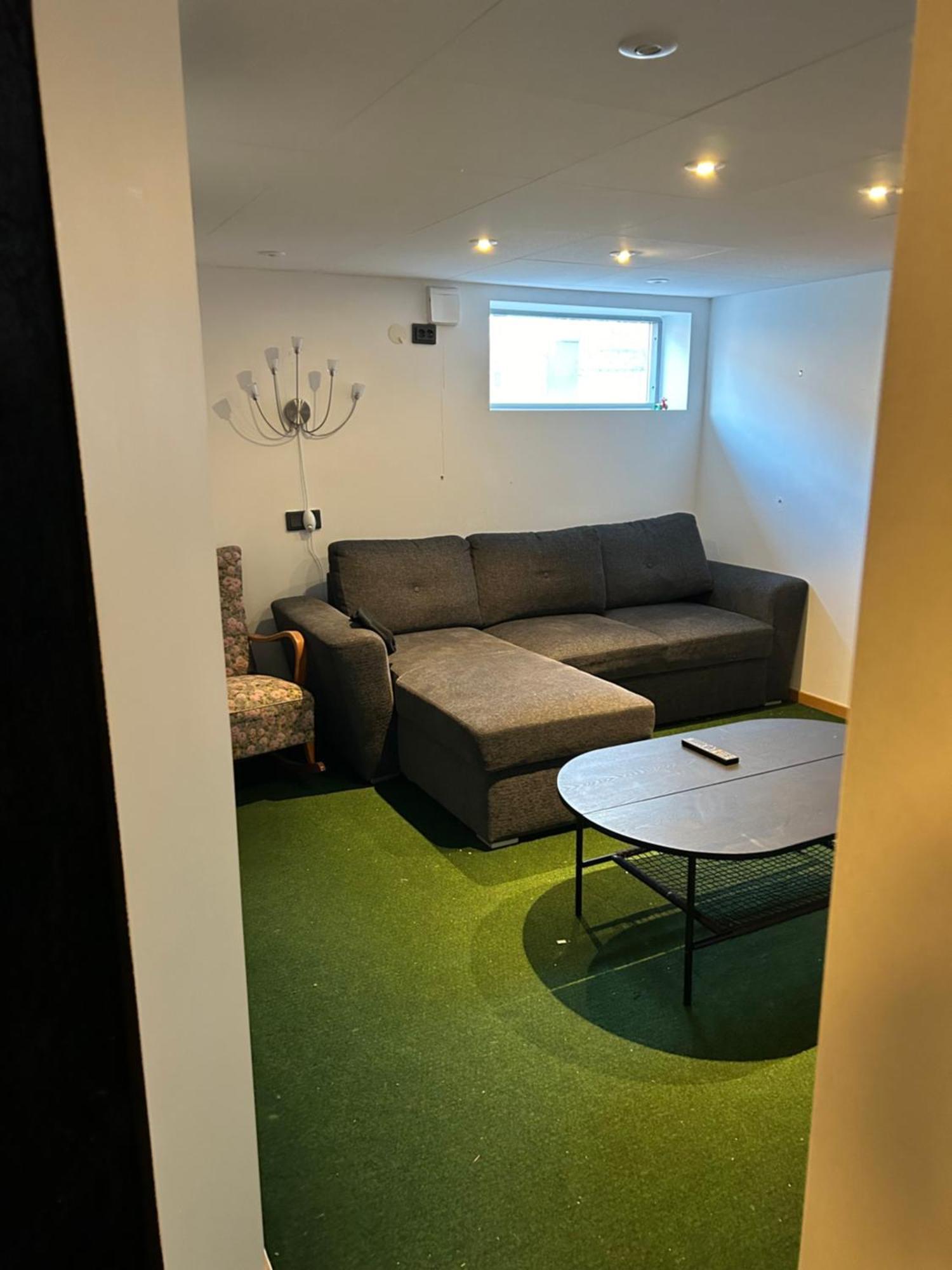Kaellarlaegenhet Floragatan Apartamento Halmstad Exterior foto